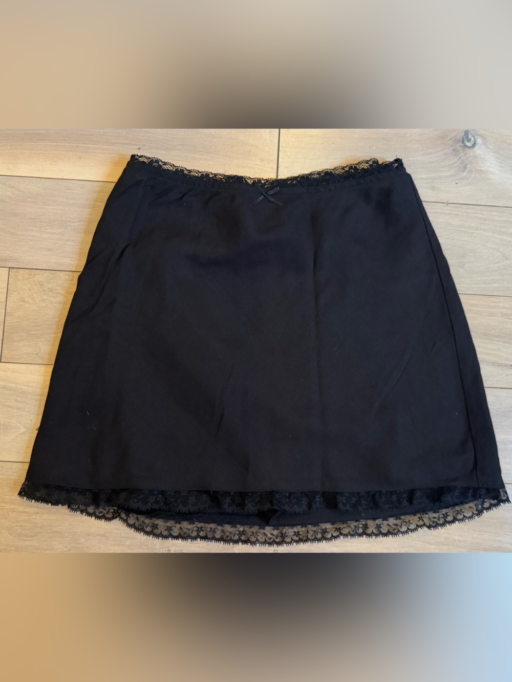 Islasis Black Lace Trim Mini Skirt